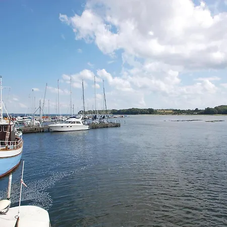 Three-bedroom In 펜션