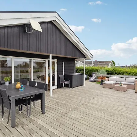 Three-bedroom In 하일스